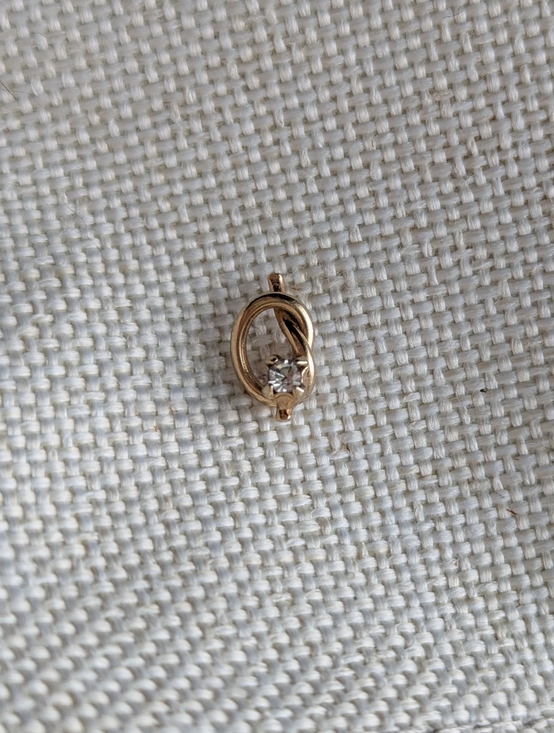 Jewelry - 10k Gold Fill Single Stud Earring With CZ/ Diamond Imitation Pretzel